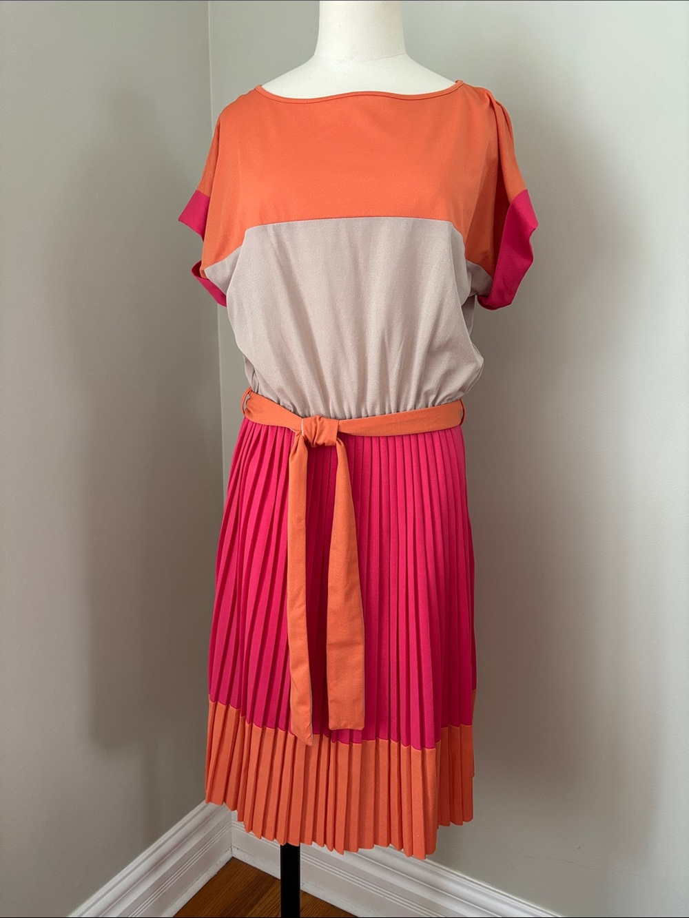 Sandra Angelozzi Bright Colorblock Pleated Midi Dress in Orange, Pink & Tan Sz M